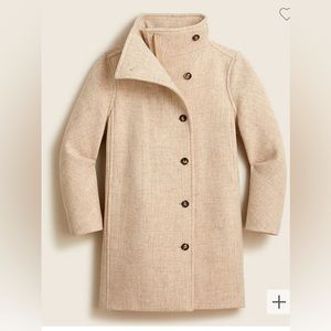 Beautiful J. Crew Italian stadium cloth Villa coat.